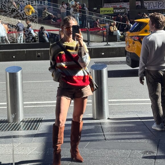 Hawley Oversized Stripe Wool Jumper - Picture 4 of 6